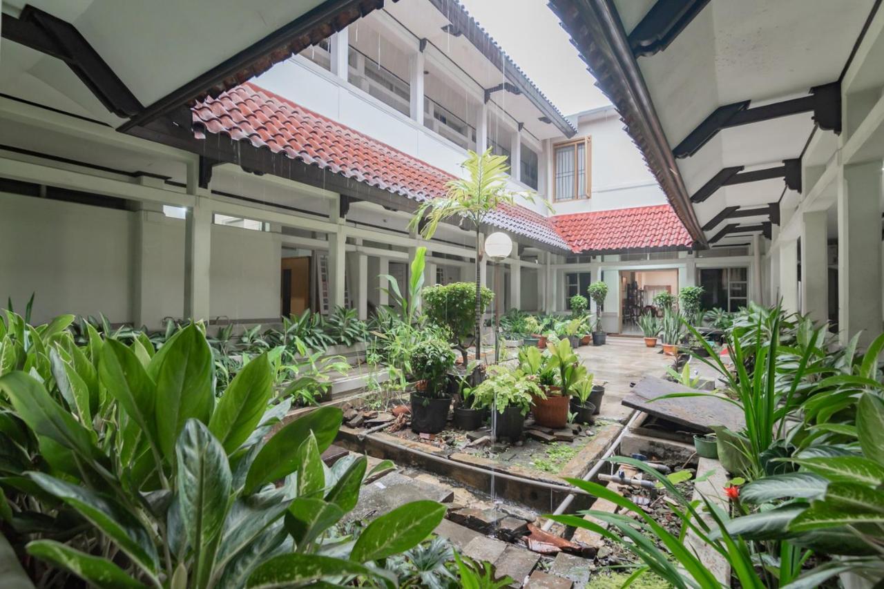 Koolkost Near Bandung Station Hotel Exterior photo